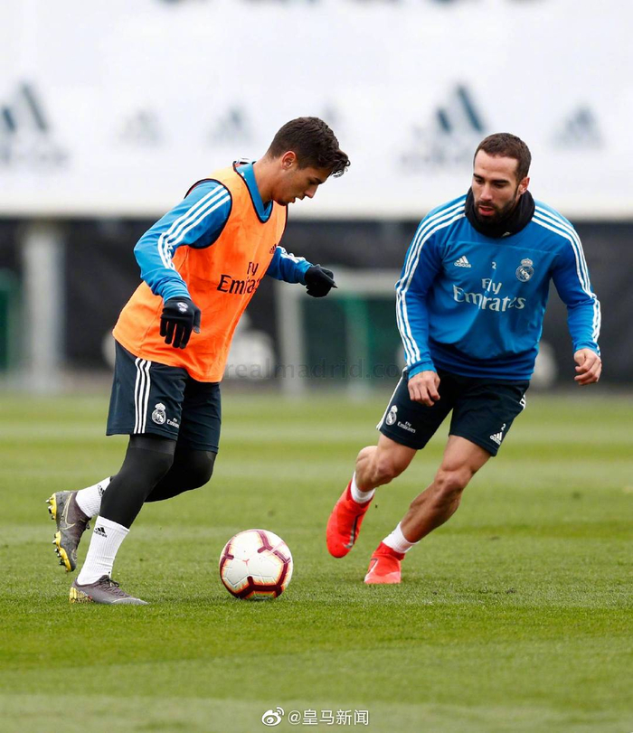 乐鱼体育线上网站浙江稠州门线救险备战西甲里程碑夜深圳男篮外线爆发，网友：皇家马德里今夜遗憾出局的简单介绍