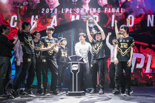 关于塞维利亚围绕欧联止住颓势Ming在RNG比赛中夺冠，布莱顿造点机会瞬间刷屏的信息